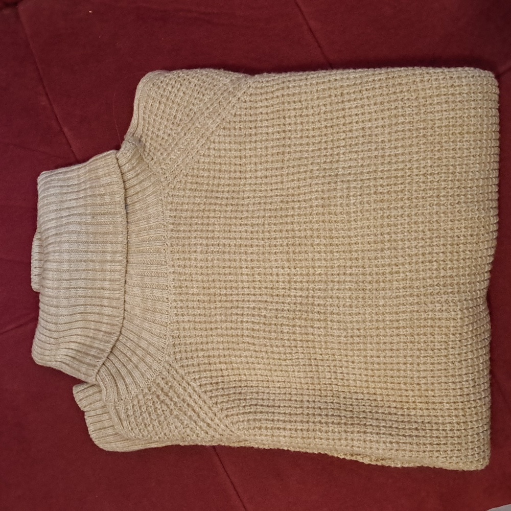 73. Acrylic wool blend turtleneck